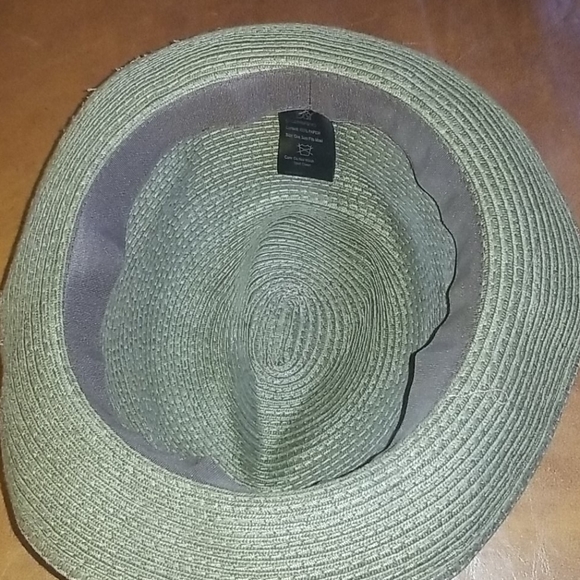 Hat - Picture 3 of 3
